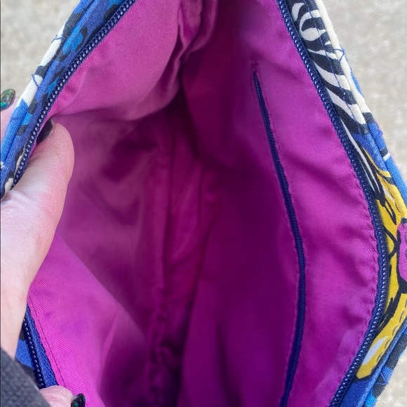 Vera Bradley cross body - Picture 12 of 12